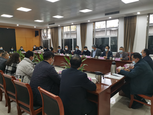 1681971290249283.jpg 集团领导_600.jpg