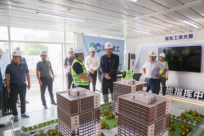 beat365英国官网网站领导国庆期间调研督导重点项目建设