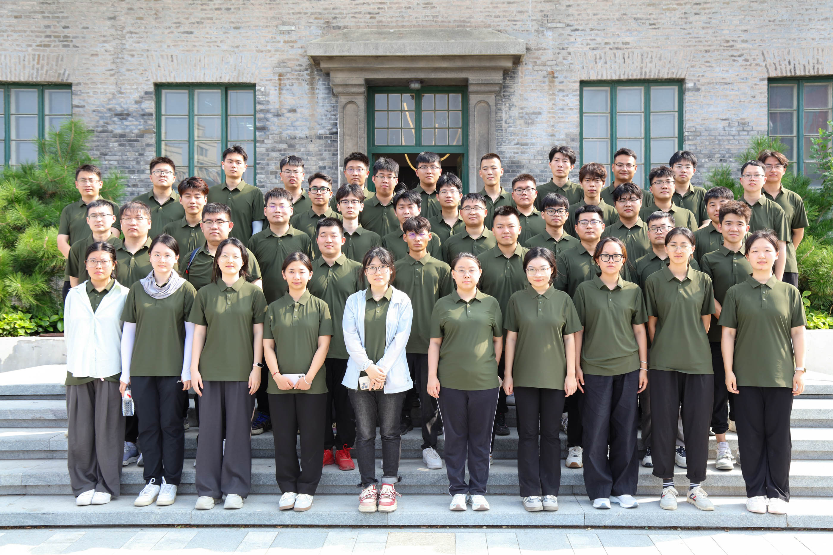 beat365英国官网网站成功举办2025年度新员工岗前培训